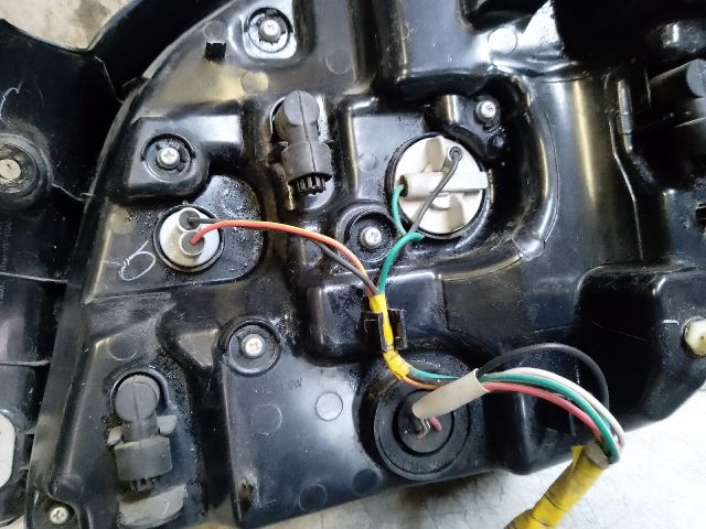 bontott SUZUKI BALENO Bal Hátsó Lámpa