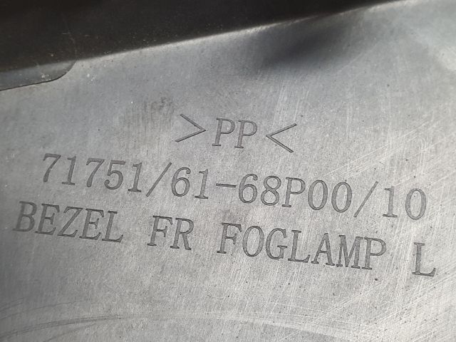 bontott SUZUKI BALENO Bal Ködfényszóró Lámpakeret