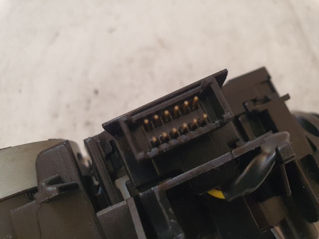 bontott SUZUKI BALENO Bal Kormánykapcsoló Irányjelző