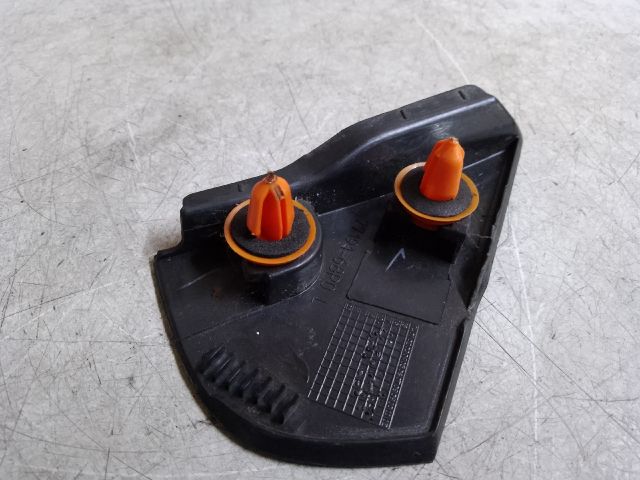 bontott SUZUKI BALENO Bal Visszapillantó Tükör Előtti Burkolat