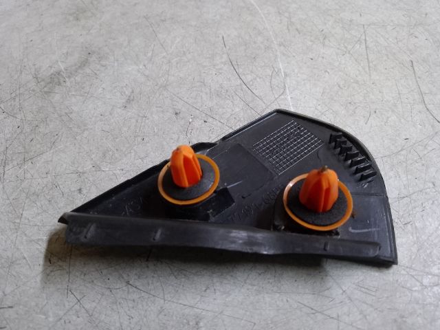 bontott SUZUKI BALENO Bal Visszapillantó Tükör Előtti Burkolat