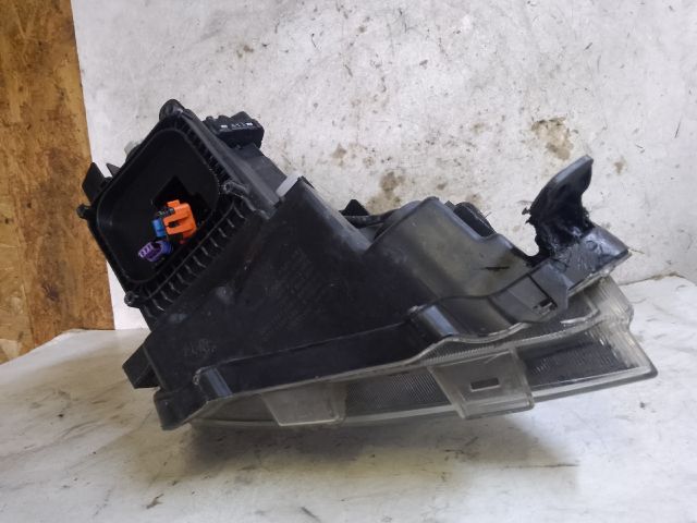 bontott SUZUKI BALENO Bal Xenon Fényszóró