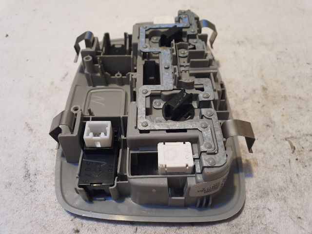 bontott SUZUKI BALENO Beltér Világítás Első