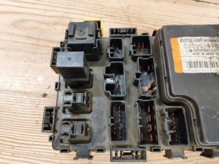 bontott SUZUKI BALENO Biztosítéktábla Utastér