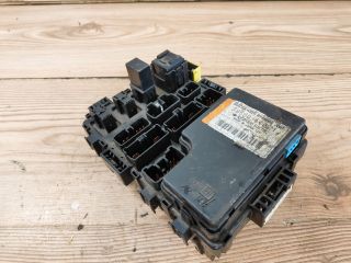 bontott SUZUKI BALENO Biztosítéktábla Utastér