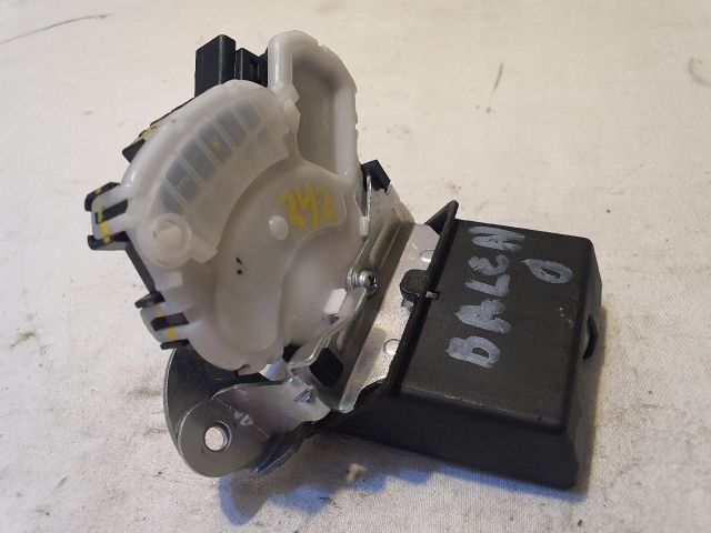 bontott SUZUKI BALENO Csomagtérajtó Zárszerkezet