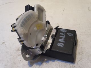 bontott SUZUKI BALENO Csomagtérajtó Zárszerkezet