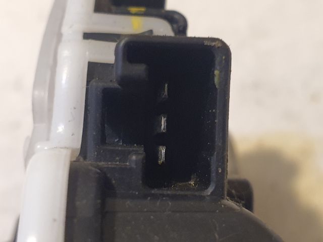 bontott SUZUKI BALENO Csomagtérajtó Zárszerkezet