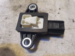 bontott SUZUKI BALENO Első Középső Ütközés Érzékelő (Homlokfalon)