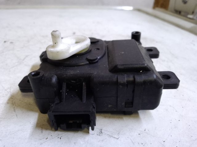 bontott SUZUKI BALENO Fűtés Állító Motor