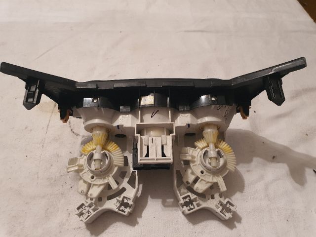 bontott SUZUKI BALENO Fűtéskapcsoló (manuális klímás)