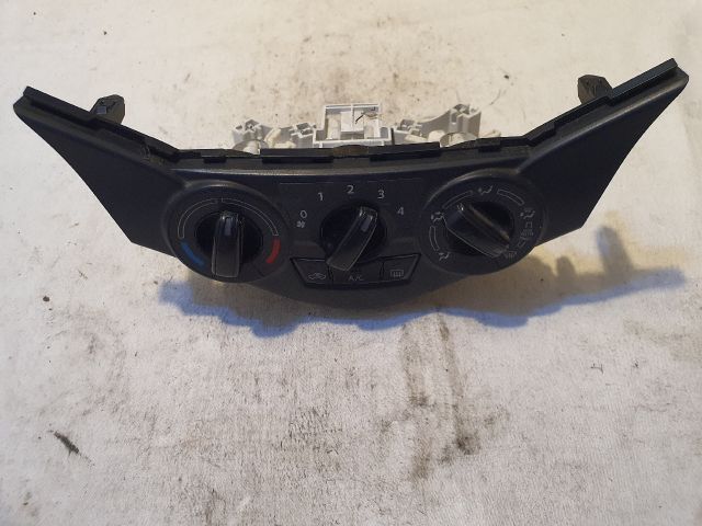 bontott SUZUKI BALENO Fűtéskapcsoló (manuális klímás)