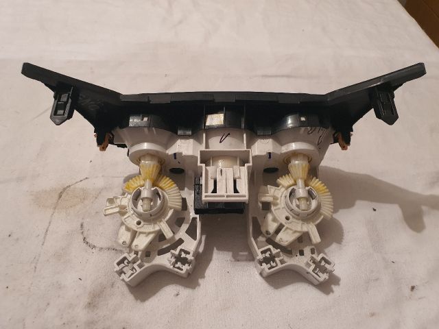 bontott SUZUKI BALENO Fűtéskapcsoló (manuális klímás)