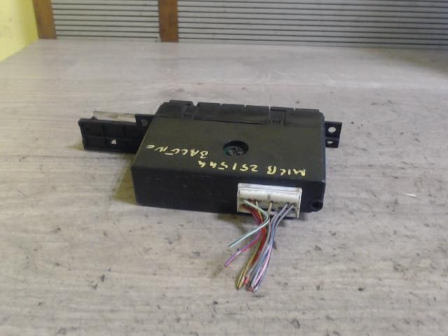 bontott SUZUKI BALENO Fűtéskapcsoló