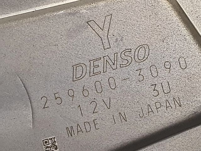 bontott SUZUKI BALENO Hátsó Ablaktörlő Motor