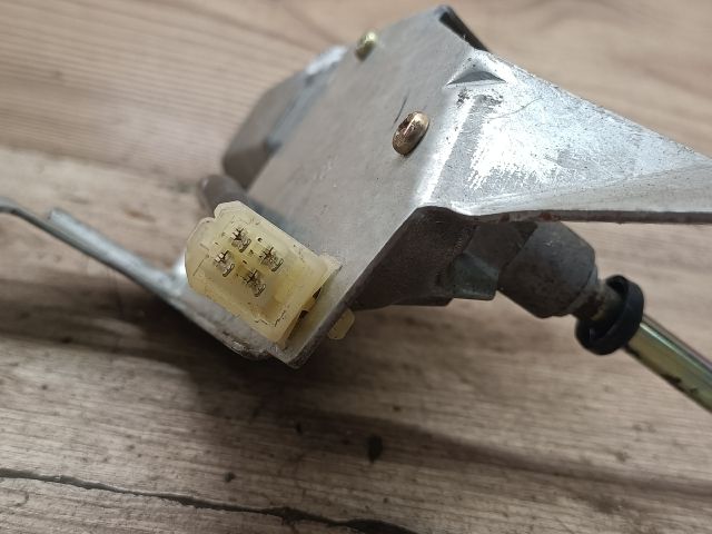 bontott SUZUKI BALENO Hátsó Ablaktörlő Motor