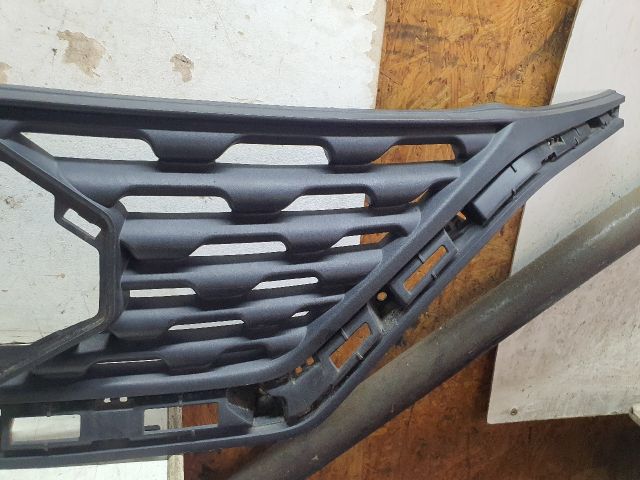 bontott SUZUKI BALENO Hűtőrács