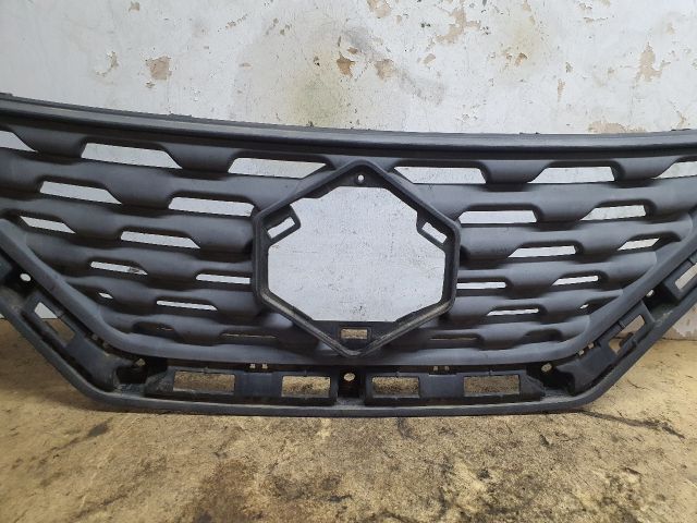 bontott SUZUKI BALENO Hűtőrács