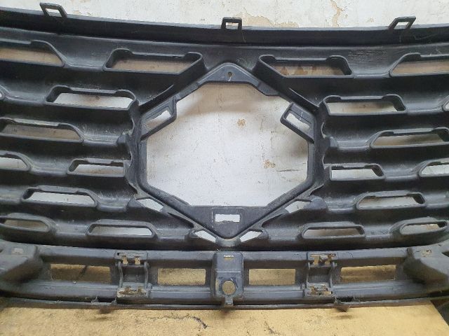 bontott SUZUKI BALENO Hűtőrács