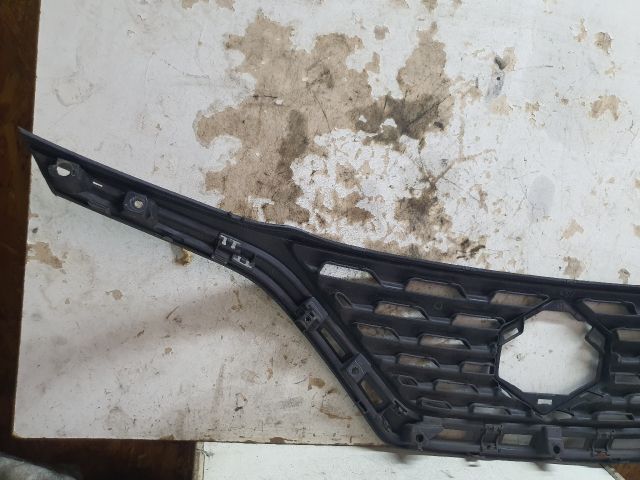 bontott SUZUKI BALENO Hűtőrács