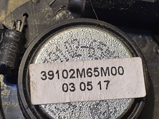 bontott SUZUKI BALENO Jobb A Oszlop Hangszóró