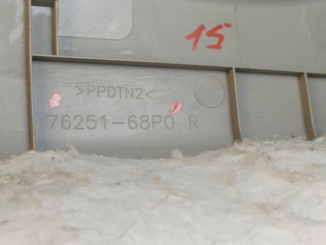 bontott SUZUKI BALENO Jobb C Oszlop Burkolat