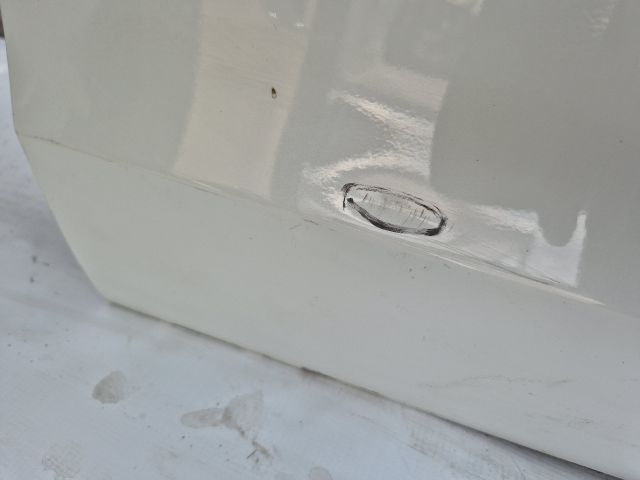 bontott SUZUKI BALENO Jobb első Ajtó (Üres lemez)