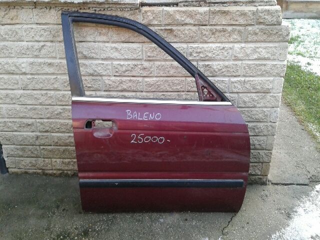 bontott SUZUKI BALENO Jobb első Ajtó (Üres lemez)