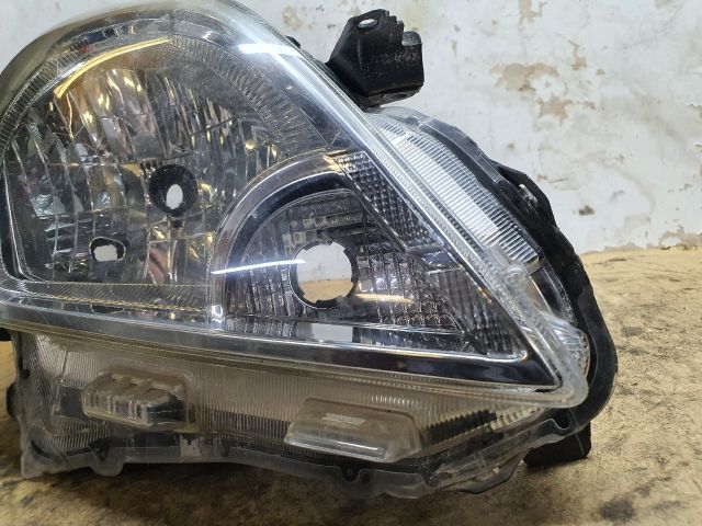 bontott SUZUKI BALENO Jobb Fényszóró