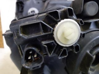 bontott SUZUKI BALENO Jobb Fényszóró