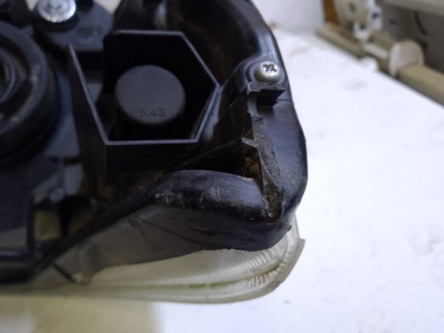 bontott SUZUKI BALENO Jobb Fényszóró