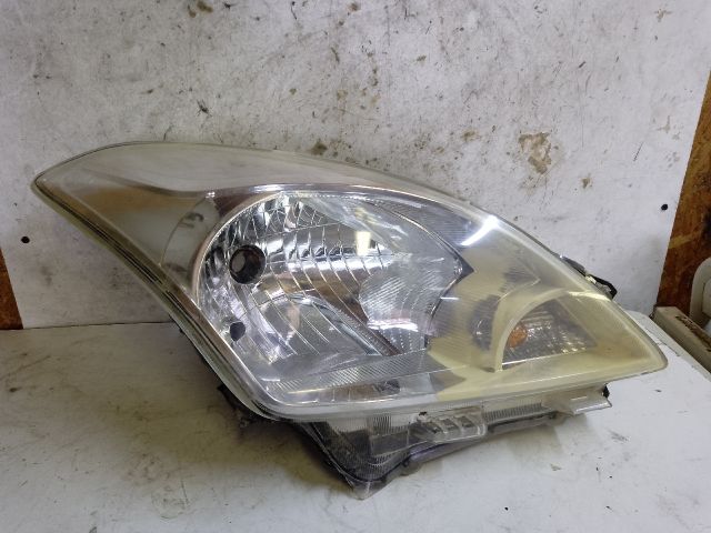 bontott SUZUKI BALENO Jobb Fényszóró