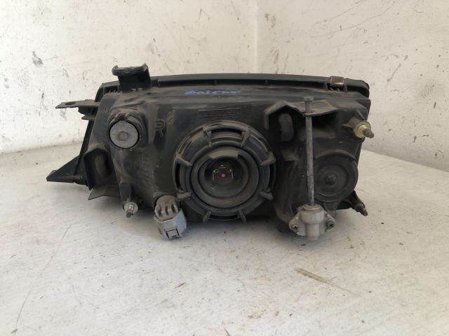 bontott SUZUKI BALENO Jobb Fényszóró