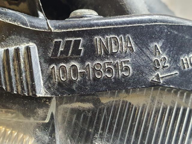 bontott SUZUKI BALENO Jobb Fényszóró