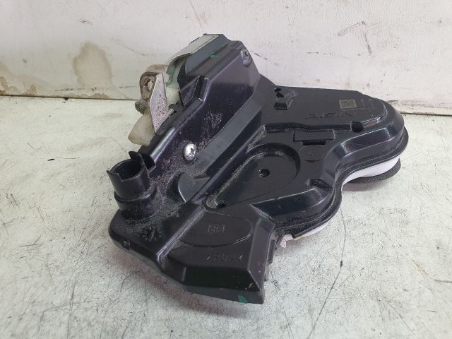 bontott SUZUKI BALENO Jobb hátsó Ajtózár