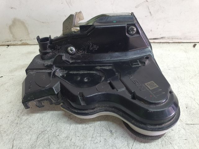 bontott SUZUKI BALENO Jobb hátsó Ajtózár