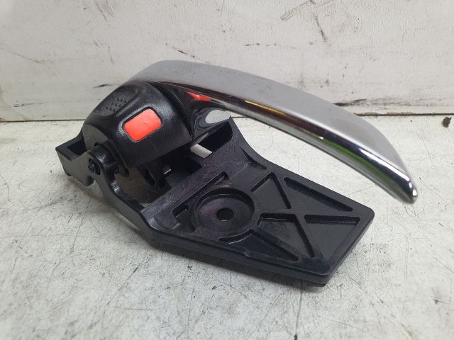 bontott SUZUKI BALENO Jobb hátsó Belső Kilincs