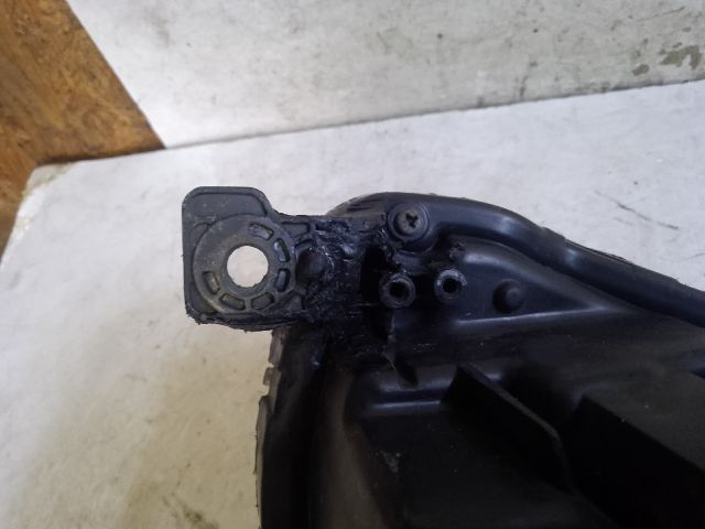 bontott SUZUKI BALENO Jobb Xenon Fényszóró