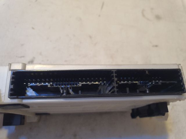 bontott SUZUKI BALENO Komfort Elektronika