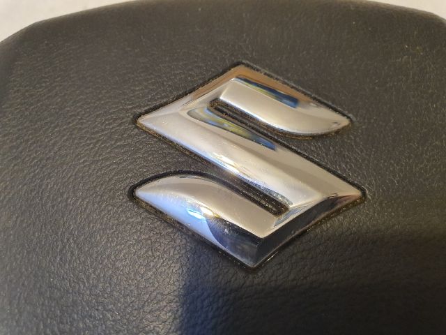 bontott SUZUKI BALENO Kormánylégzsák