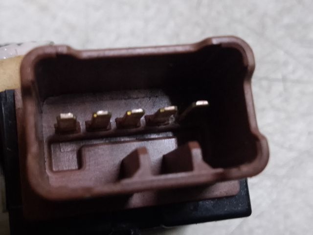 bontott SUZUKI BALENO Menetstabilizátor Kapcsoló