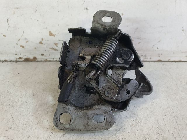 bontott SUZUKI BALENO Motorháztető Zárszerkezet