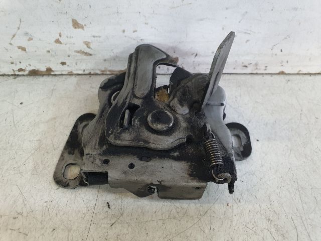 bontott SUZUKI BALENO Motorháztető Zárszerkezet