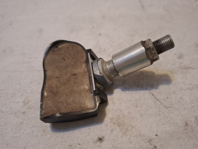 bontott SUZUKI BALENO Okos Kerékszelep