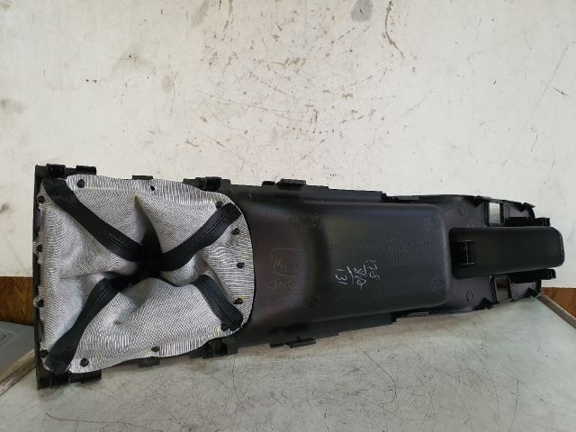 bontott SUZUKI BALENO Váltószoknya