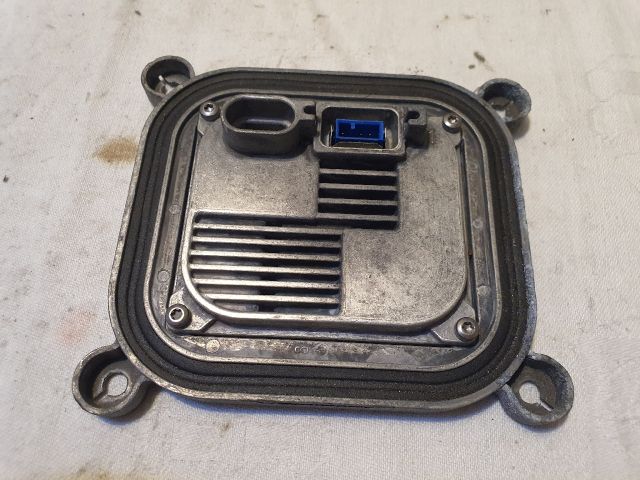 bontott SUZUKI BALENO Xenon Trafó