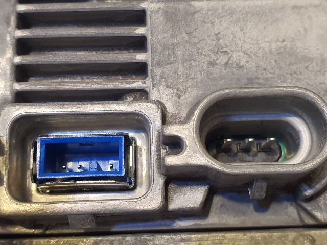 bontott SUZUKI BALENO Xenon Trafó