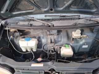 bontott SUZUKI CARRY Bal első Ajtó (Részeivel)