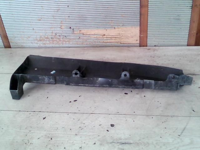 bontott SUZUKI CELERIO Felső Motorburkolat