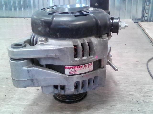 bontott SUZUKI CELERIO Generátor